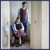 Rock MÜNTER mit Blumen S/36 Rock MÜNTER mit Blumen S/36